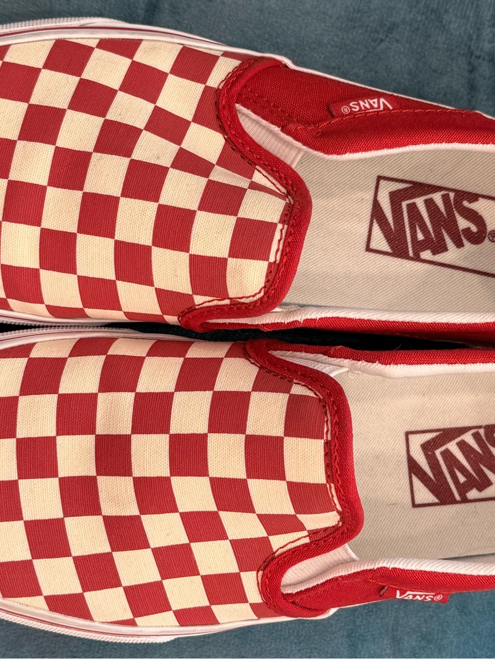 Vans woman’s Slip-On Checkerboard Red and White - Picture 2 of 3